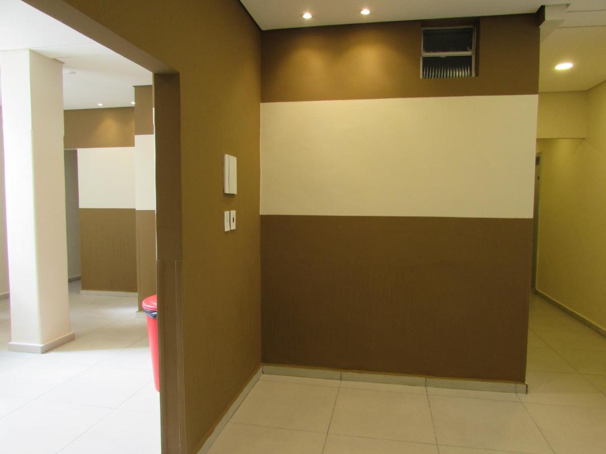 Hotel Salomao - Proximo A 25 De Marco, Bom Retiro, Bras E Rua Santa Efigenia, A 2 Minutos Do Mirante Sampa Sky E Pista De Skate Anhangabau サンパウロ エクステリア 写真