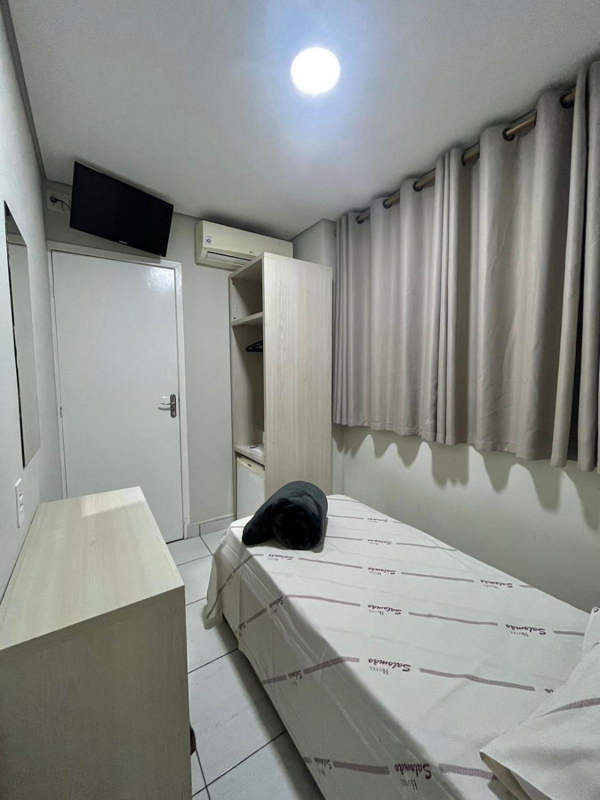Hotel Salomao - Proximo A 25 De Marco, Bom Retiro, Bras E Rua Santa Efigenia, A 2 Minutos Do Mirante Sampa Sky E Pista De Skate Anhangabau サンパウロ エクステリア 写真