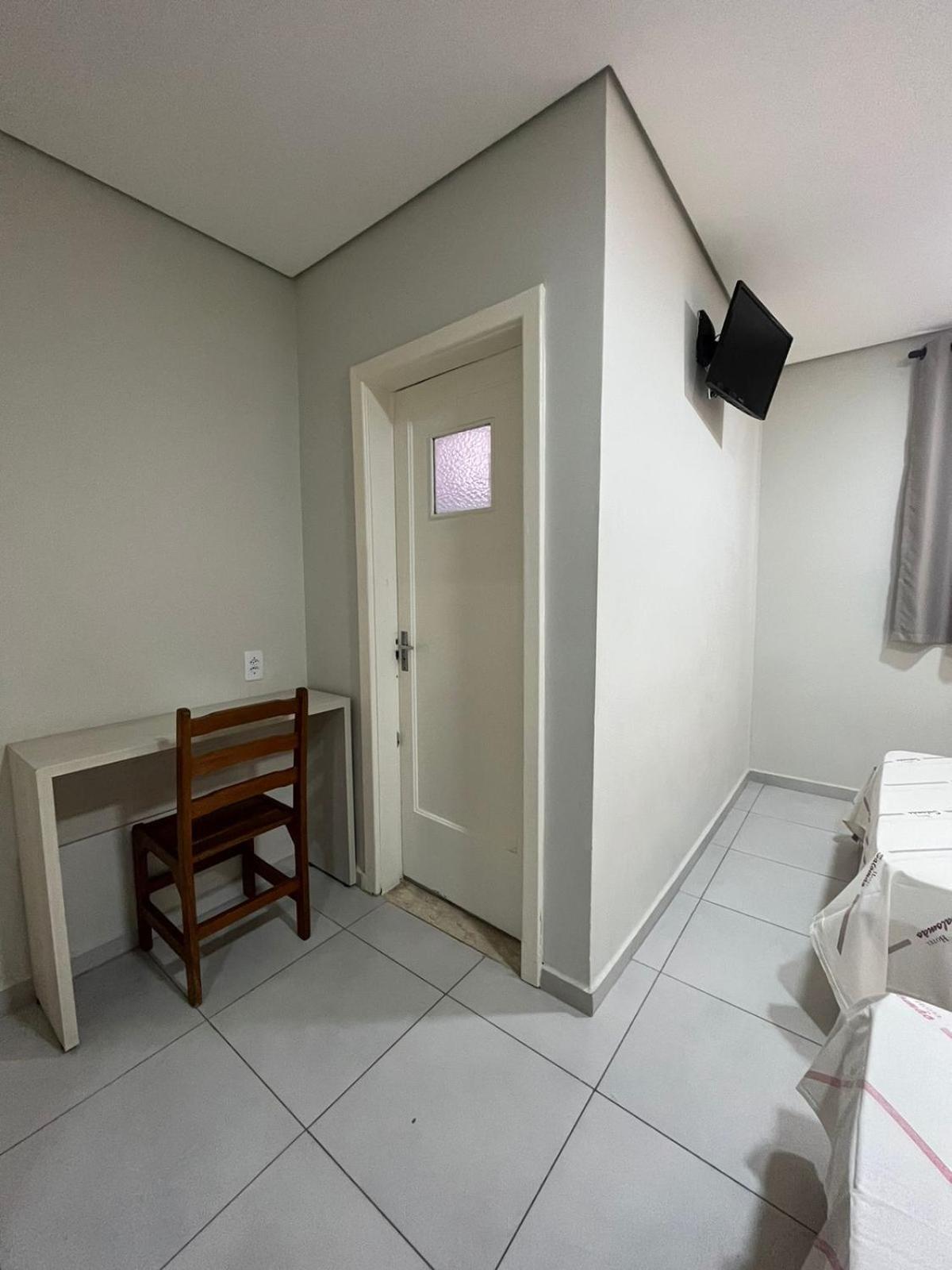 Hotel Salomao - Proximo A 25 De Marco, Bom Retiro, Bras E Rua Santa Efigenia, A 2 Minutos Do Mirante Sampa Sky E Pista De Skate Anhangabau サンパウロ エクステリア 写真