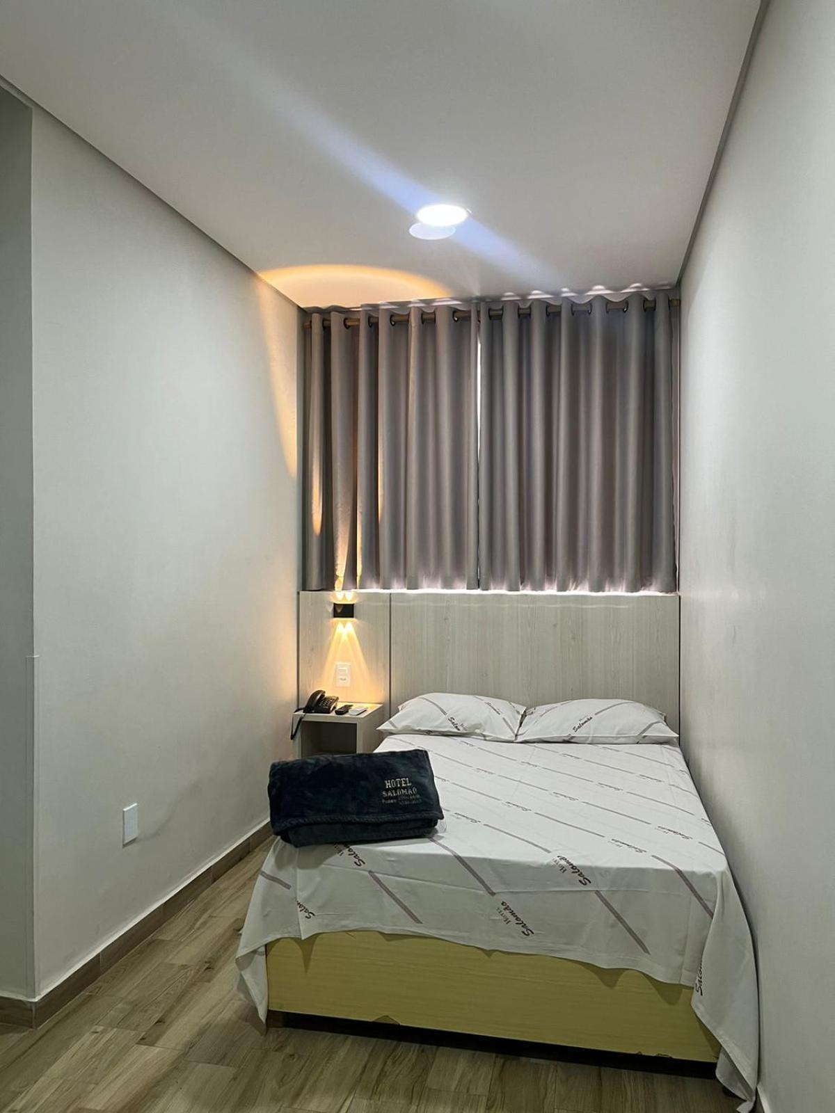 Hotel Salomao - Proximo A 25 De Marco, Bom Retiro, Bras E Rua Santa Efigenia, A 2 Minutos Do Mirante Sampa Sky E Pista De Skate Anhangabau サンパウロ エクステリア 写真
