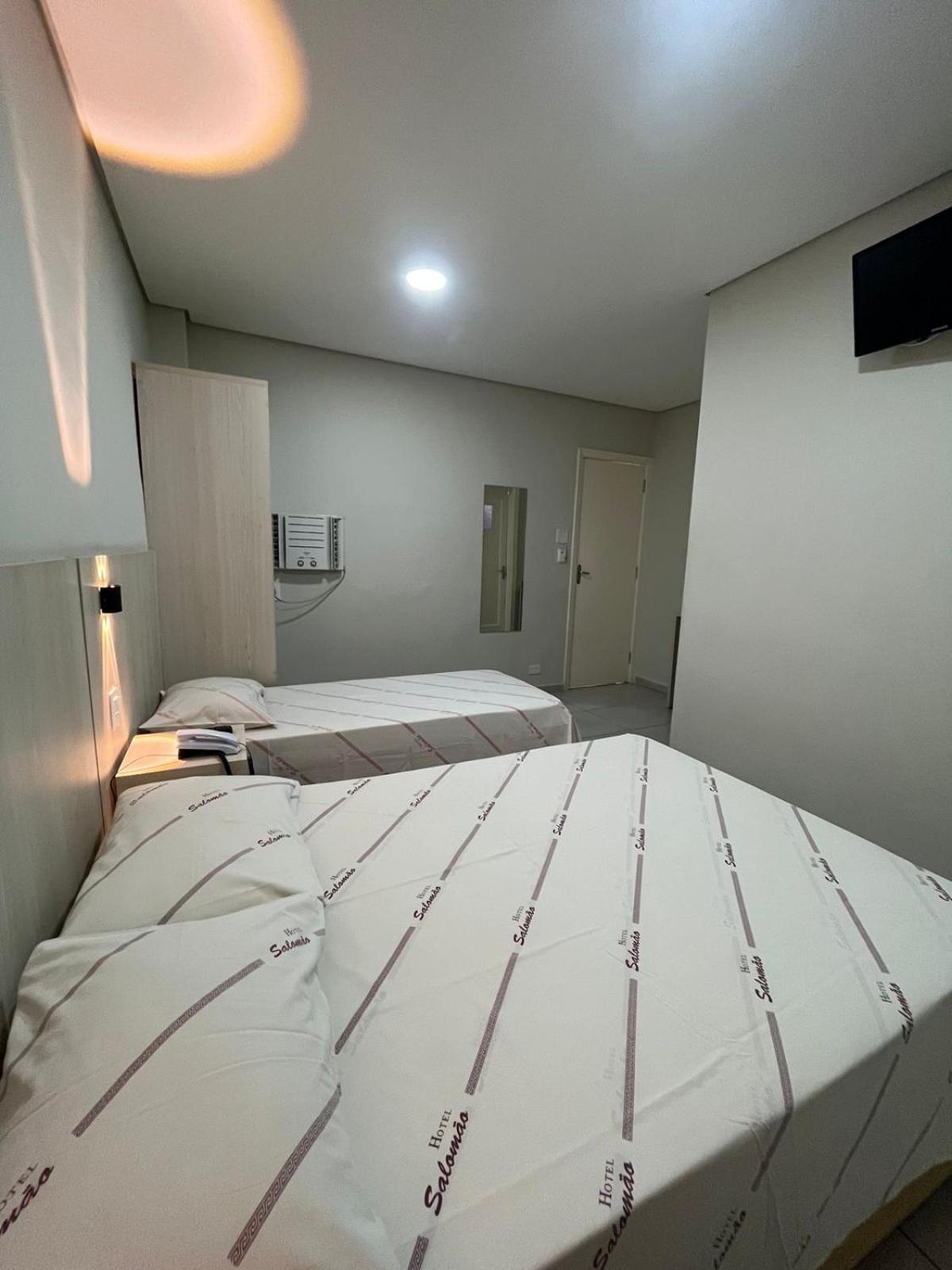 Hotel Salomao - Proximo A 25 De Marco, Bom Retiro, Bras E Rua Santa Efigenia, A 2 Minutos Do Mirante Sampa Sky E Pista De Skate Anhangabau サンパウロ エクステリア 写真