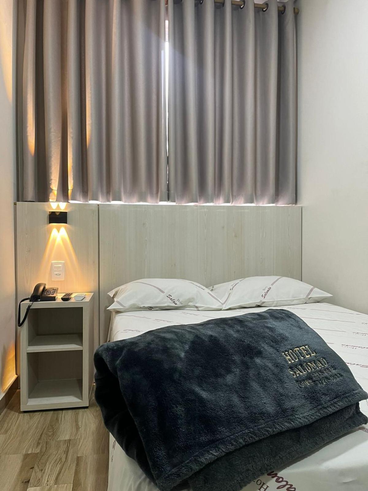 Hotel Salomao - Proximo A 25 De Marco, Bom Retiro, Bras E Rua Santa Efigenia, A 2 Minutos Do Mirante Sampa Sky E Pista De Skate Anhangabau サンパウロ エクステリア 写真