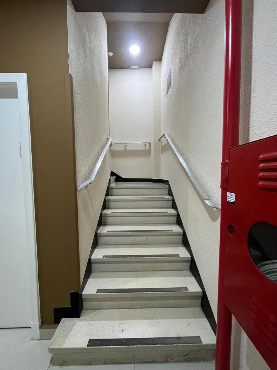 Hotel Salomao - Proximo A 25 De Marco, Bom Retiro, Bras E Rua Santa Efigenia, A 2 Minutos Do Mirante Sampa Sky E Pista De Skate Anhangabau サンパウロ エクステリア 写真
